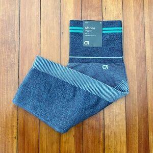 NWT GapFit High Rise Fitted Motion Leggings Size M